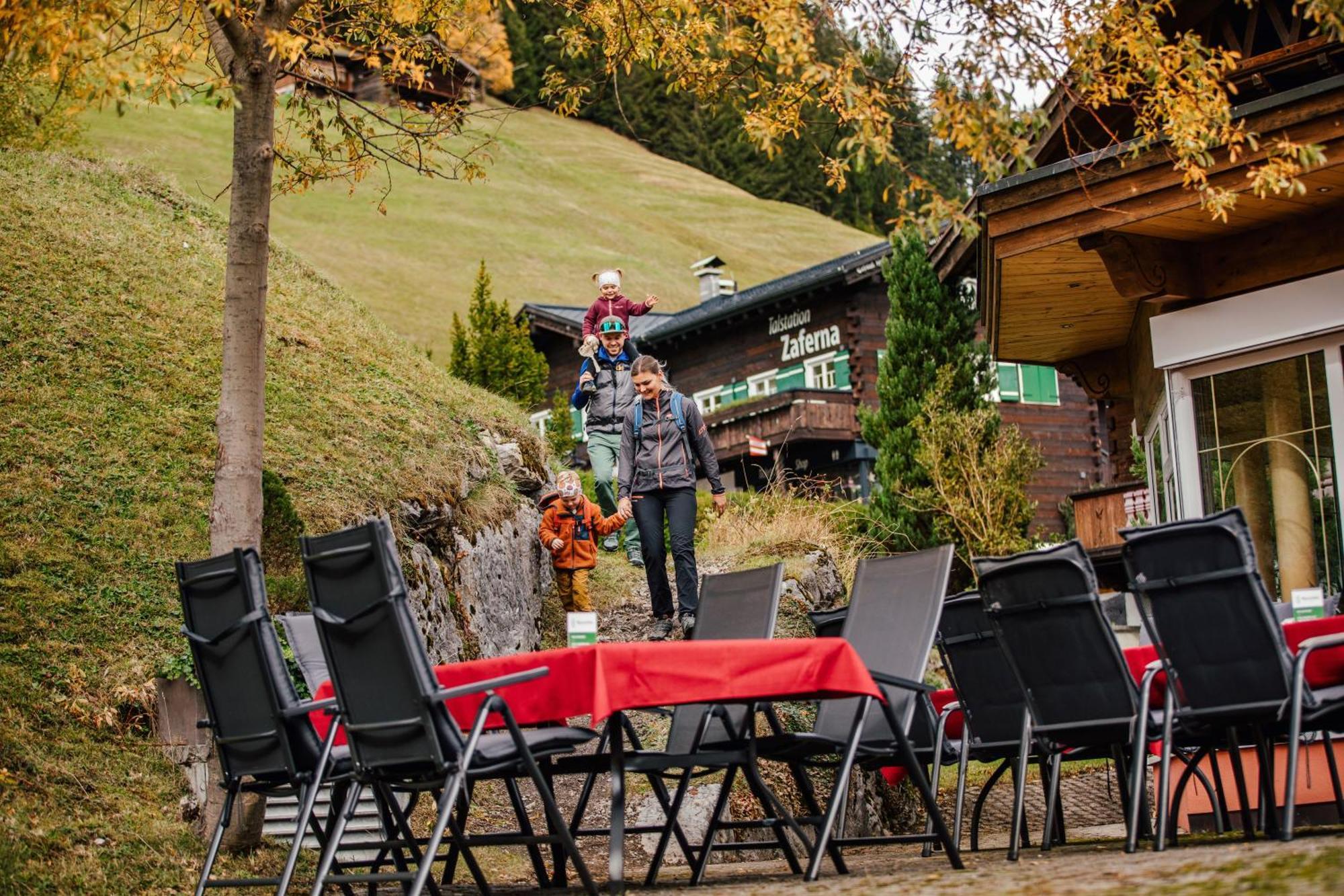 Hotel Alpenstueble Appartements Міттельберг Екстер'єр фото